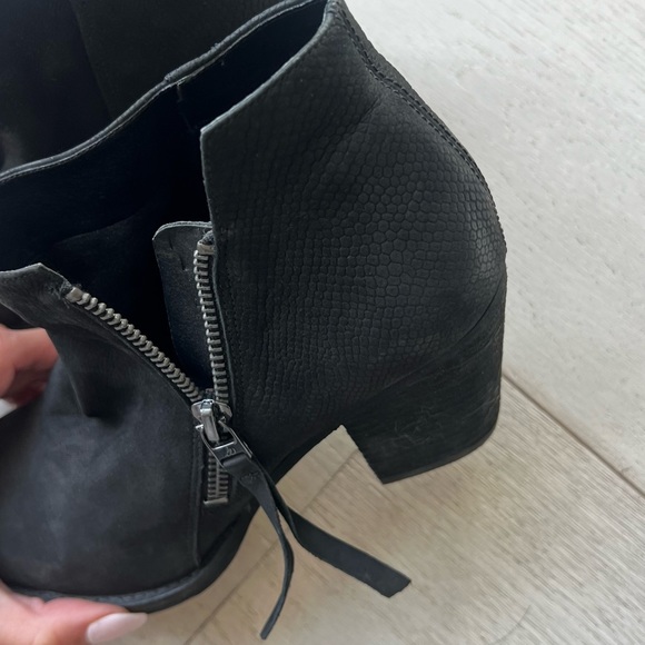 Sam Edelman booties - Picture 5 of 5